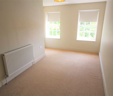 Sir Isaacs Walk, Colchester - Photo 6