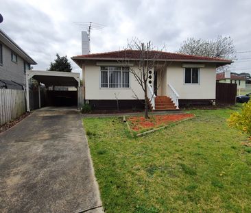 1/10 Binalong Avenue, Chadstone VIC 3148 - Apartment For Rent | Domain - Photo 2