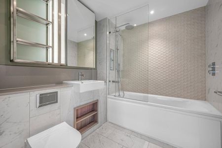 3 bedroom flat to rent - Photo 3