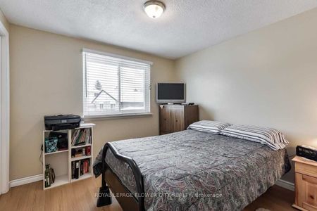 For Lease - 1085 Mary Street, Oshawa, Ontario - Photo 2