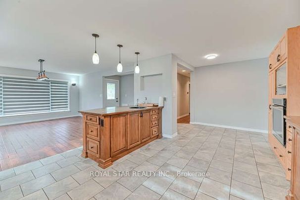 For Lease - 1024 Barton Street Unit# Main, Hamilton, Ontario - Photo 1