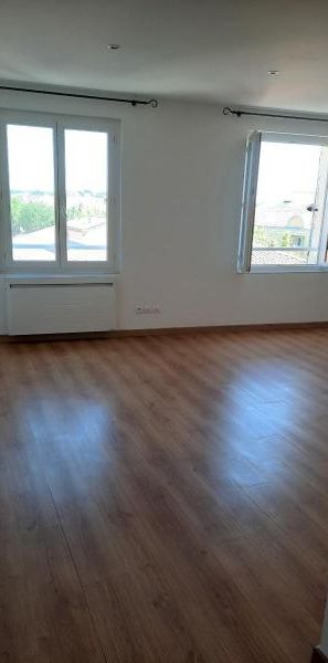 Location Appartement 2 pièces 46m² DRAGUIGNAN 83300 - Photo 1
