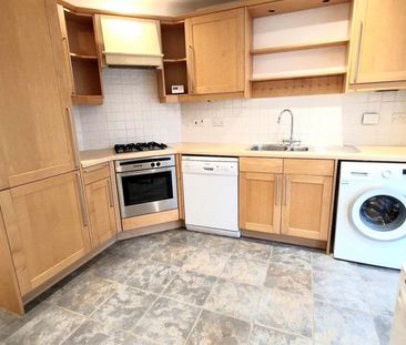 2 bedroom semi-detached house to rent - Photo 6