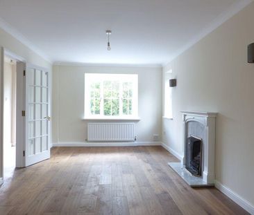 4 bedroom semi-detached house to rent - Photo 3