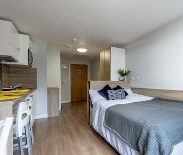 Studio to rent - Photo 2