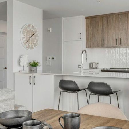 3 1/2 1 chambre à coucher 1 salle de bain - Photo 4