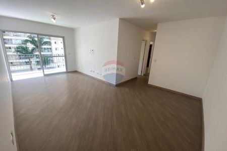 Locação Apartamento - 3 Quartos, varanda, 3 Banheiros, 1 Suíte c/ closet, 2 vagas, 95 m² Próximo ao metrô São judas - Foto 2