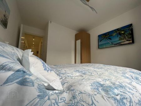 2 Island View, 4 Bath Terrace, (Student Let), Portrush, BT56 8AN - Photo 5