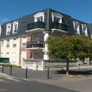 Location Appartement 2 pièces 38m² CREPY EN VALOIS 60800 - Photo 3