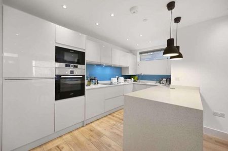 Coningham Mews, Shepherds Bush, London, W12 - Photo 4