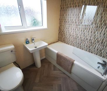 2 bedroom semi-detached house to rent - Photo 6