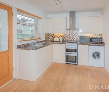 3 bedroom end of terrace house to rent - Photo 5