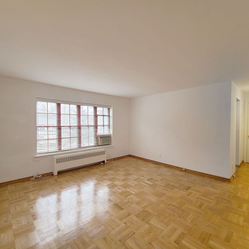 For Lease - 65 Old Mill Road Unit# 8, Toronto, Ontario - Photo 1