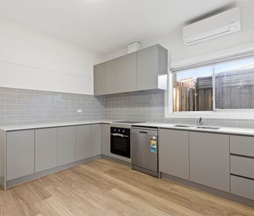 Charming Home with Comfort & Convenience - Photo 6