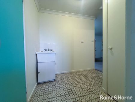 2 Bedroom Brick Unit in West Warwick - Photo 5