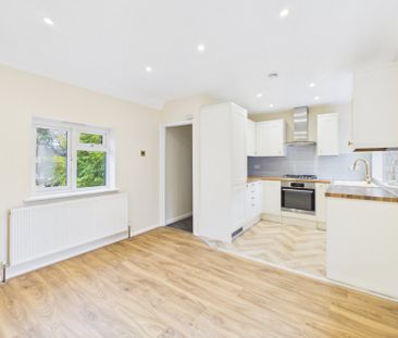 Woodside Road, Amersham, Buckinghamshire,HP6 - Photo 5