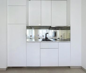 Location Appartement 1 pièce 27m² NICE 06000 - Photo 3