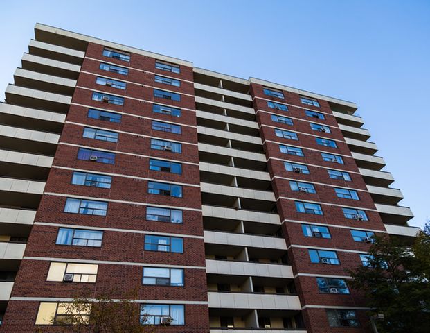 625 Finch Avenue West | 625 Finch Avenue West, North York - Photo 1