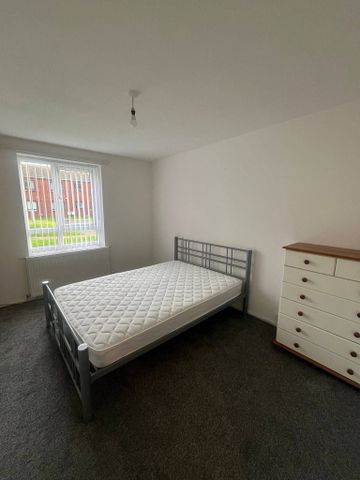 Warren Court, Hartlepool - Photo 2