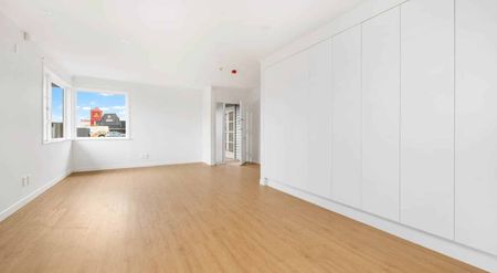 Rooms for rent on Lincoln Rd - Photo 2