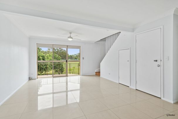 TWO LEVEL TOWNHOUSE - WALK TO BEACH! - Photo 1