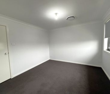 Perfectly Located Family Home Available Now! - Photo 5