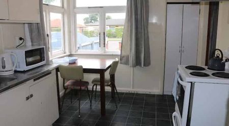 2-bedroom unit - Photo 3