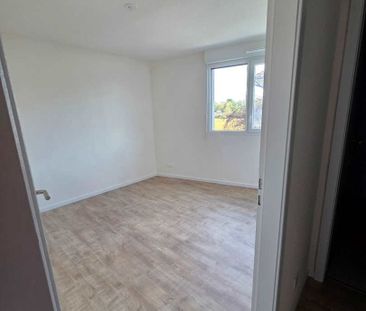Location Appartement 2 pièces 45m² ILLKIRCH GRAFFENSTADEN 67400 - Photo 1