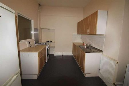 Archers Road, All Bills Included **** Student Property July****, Southampton, SO15 - Photo 2