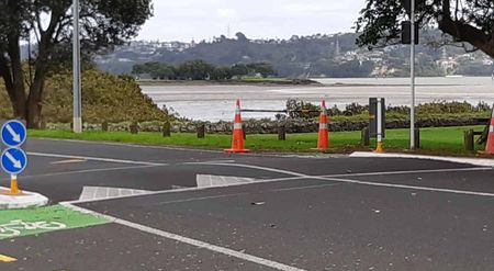 1 BDR-A Charming Coastal Retreat on Kiwi Esplanade - Photo 5