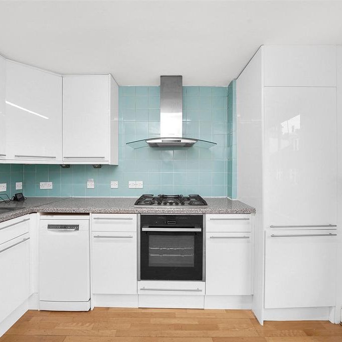 2 bedroom terraced house to rent - Photo 1