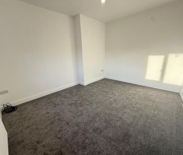 Norfolk Grove, Doncaster, Bircotes - Photo 1