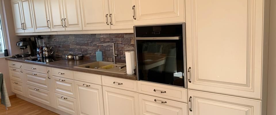 Neuwertig und sehr Zentral in Euskirchen mit Balkon, Küche,Garage - Foto 1