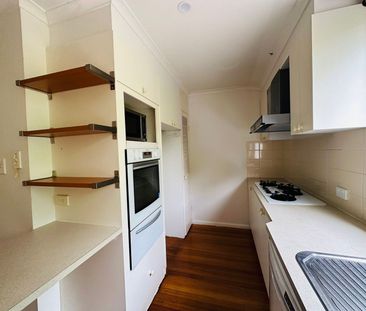 Central to all - Photo 5