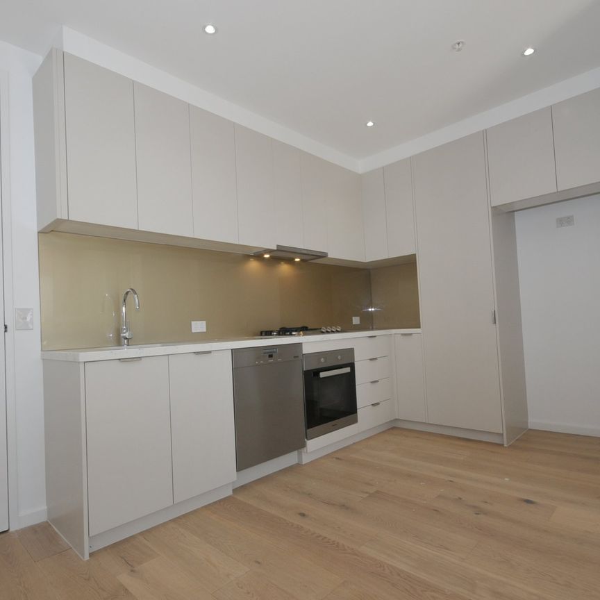 Entertainer’s Delight in Ideal Location - Photo 1