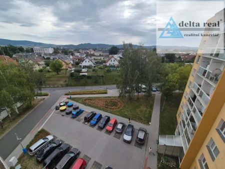 Pronájem panelového bytu 1 + kk v Šumperku - Fotografie 3