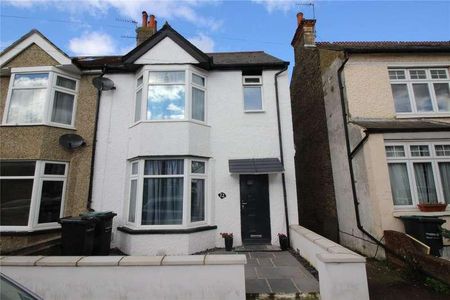 Ferndale Road, Gravesend, Kent, DA12 - Photo 3