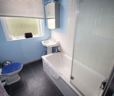 2 bedroom flat to rent - Photo 6