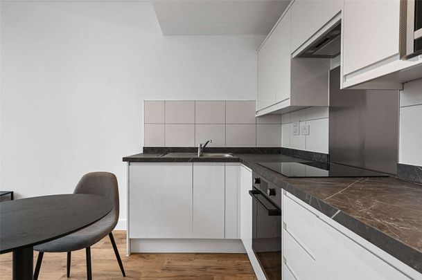 West Smithfield, London, EC1A 9HX - Photo 1