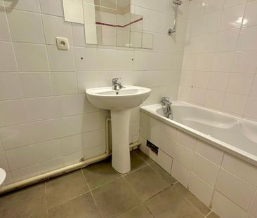 Appartement à louer 4 pièces • Taluyers - Photo 3