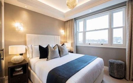 Prince of Wales Terrace, Kensington - Photo 3