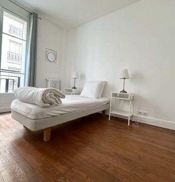 Appartement • Auteuil Nord - Photo 2