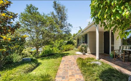 18 Stanfell St, Corinda QLD 4075 - House For Rent | Domain - Photo 4