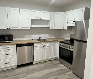 1 Bedroom near UofC | Laureate Place | Check description for Showin... - Photo 1