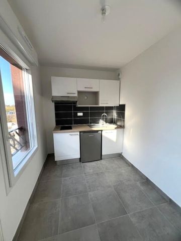 Location Appartement 1 pièce 35m² MONTEREAU FAULT YONNE 77130 - Photo 5