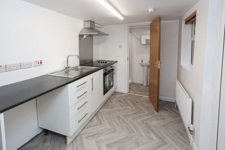 15 Crosby Street, Bangor, BT20 5EE - Photo 3