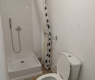 Location Appartement 1 pièce 36m² LA VALETTE DU VAR 83160 - Photo 3