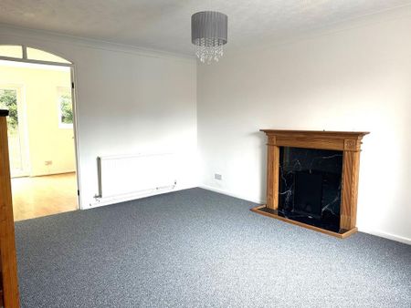 3 bedroom semi-detached house to rent - Photo 2