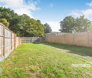 3 bedroom semi-detached house to rent - Photo 4