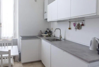 TRASTEVERE - TRILOCALE ARREDATO